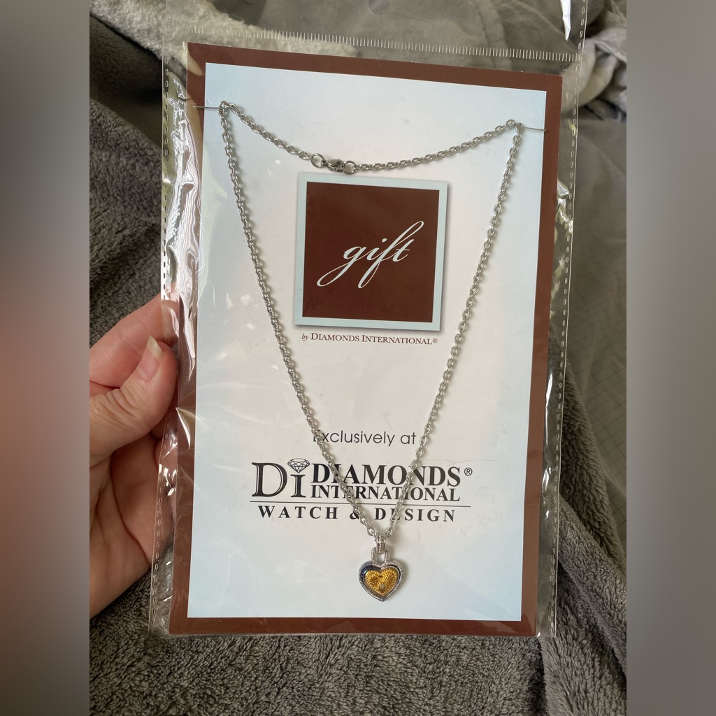 Diamonds International Necklace Nwt